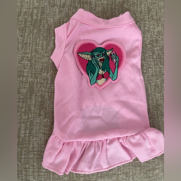 Gizmo gremlins movie pink heart dog small dress ruffle  80s pop - Picture 3 of 5